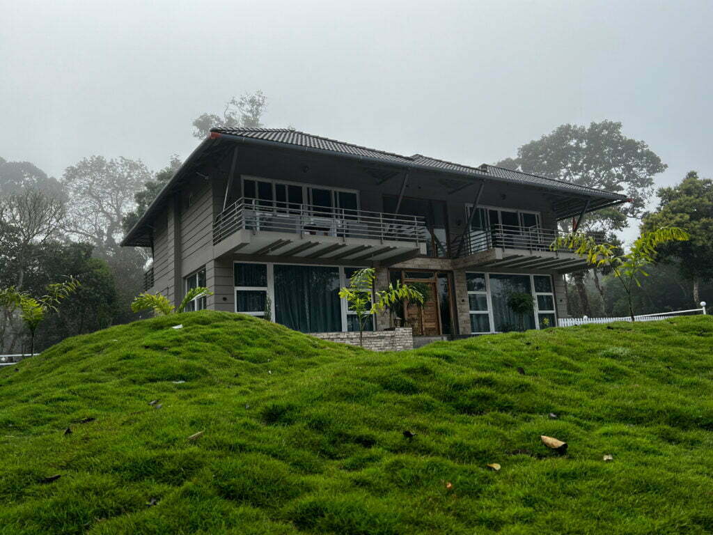 private-luxury-villa-in-coorg-coffee-estate