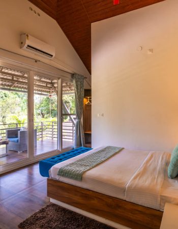 Nysa-Estate-5-bhk-luxury-villa-in-coorg-with-private-pool-and-spacious-rooms-bedroom-balcony-view