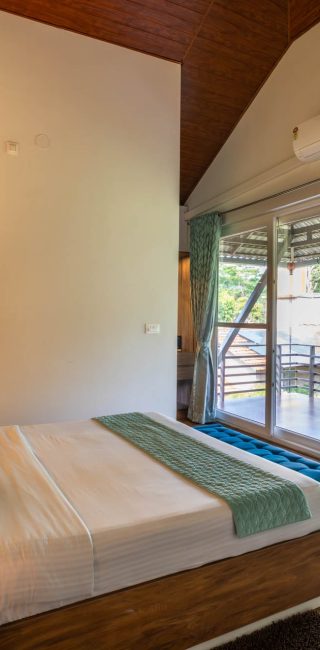 Nysa-Estate-5-bhk-luxury-villa-in-coorg-with-private-pool-and-spacious-rooms-bedroom-evening