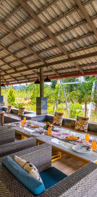 Nysa-Estate-Coorg-5-bhk-villa-in-coorg-with-private-pool-and-spacious-rooms-Cabana-Dining