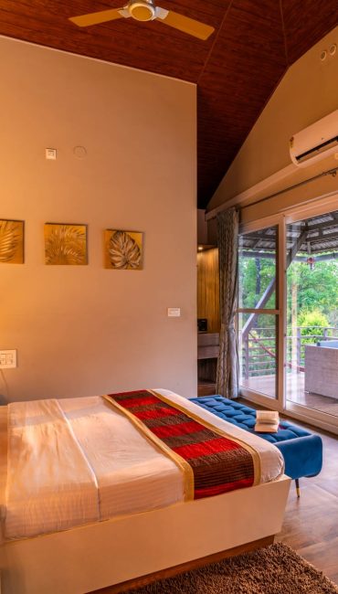 Nysa-Estate-Coorg-5-bhk-villa-in-coorg-with-private-pool-and-spacious-rooms-bedroom4